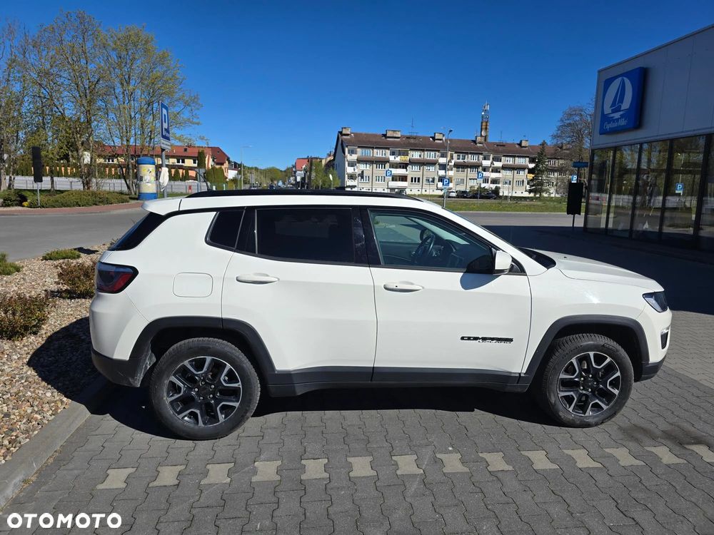 Jeep Compass - 2