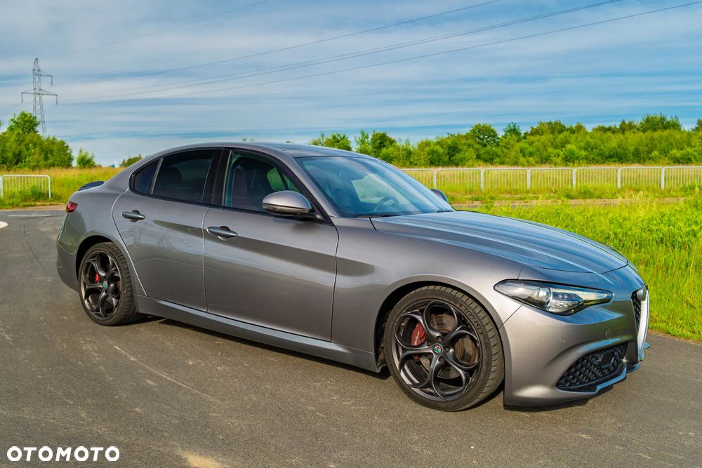 Alfa Romeo Giulia - 17