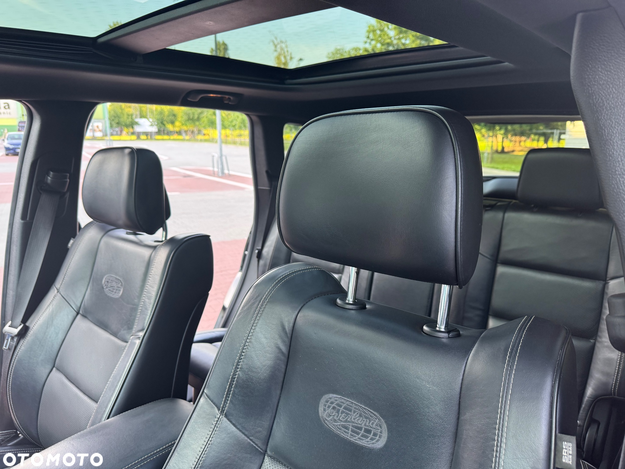 Jeep Grand Cherokee - 10