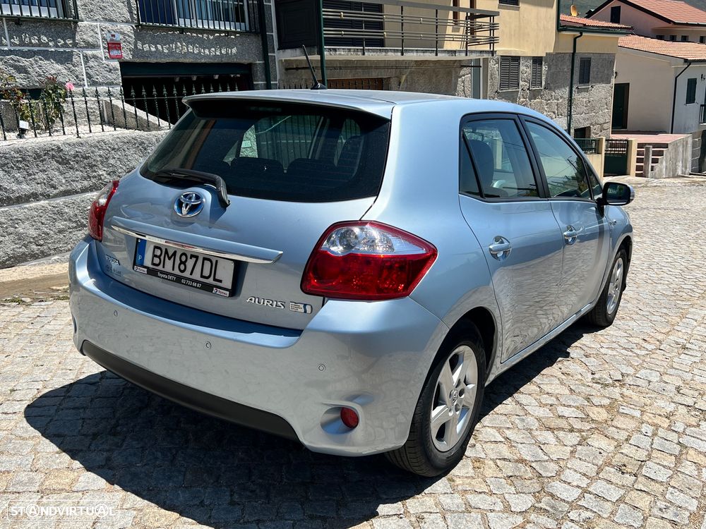 Toyota Auris 1.8 HSD Comfort+Navi - 3