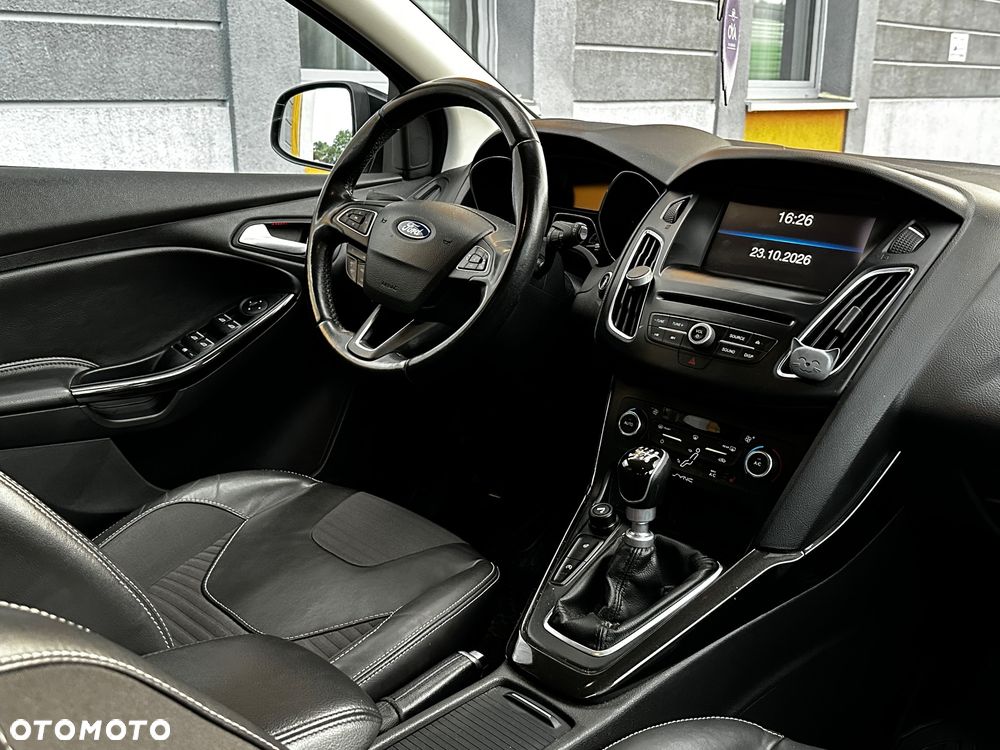 Ford Focus 1.0 EcoBoost Titanium - 7