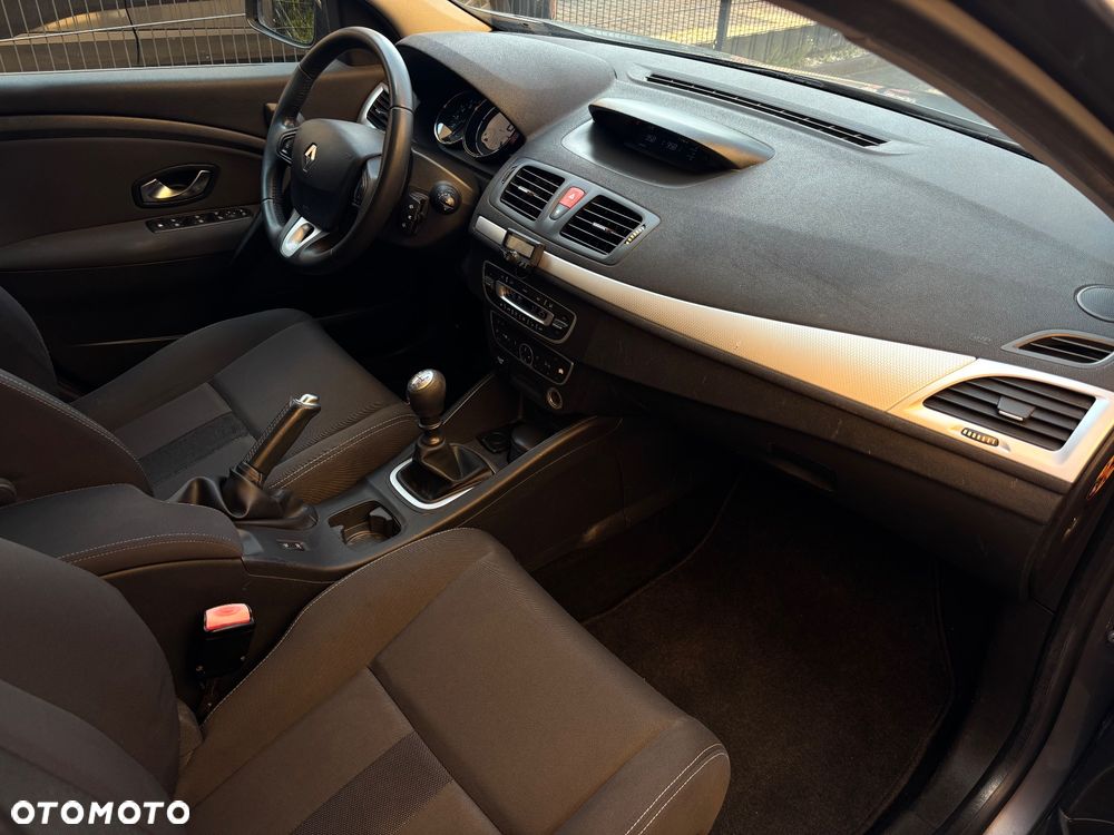 Renault Megane 1.6 16V 110 Dynamique - 5