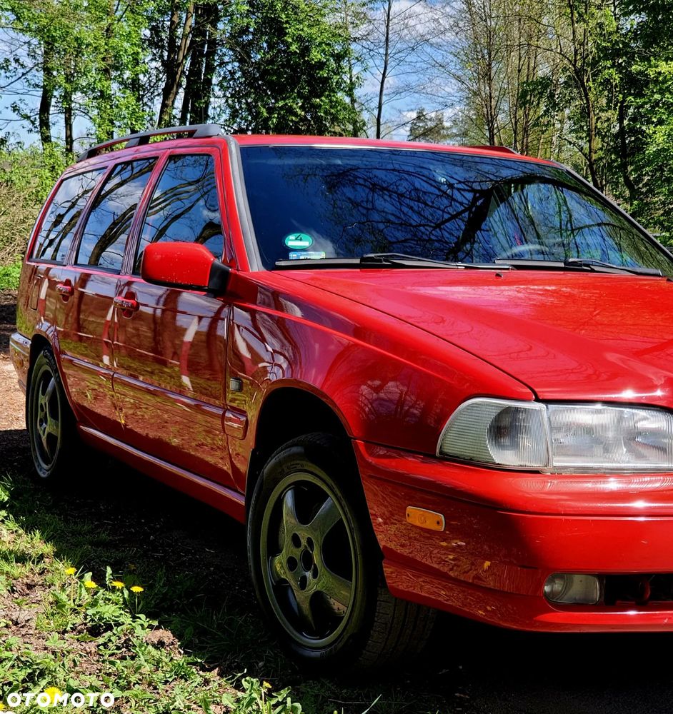 Volvo V70 2.4 T - 1
