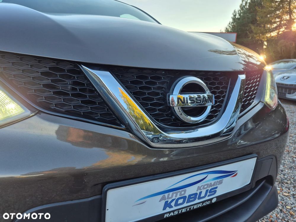 Nissan Qashqai 1.2 DIG-T Xtronic ACENTA - 33