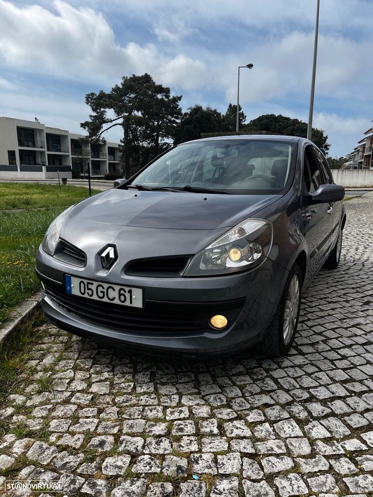 Renault Clio 1.2 TCE Dynamique S - 1