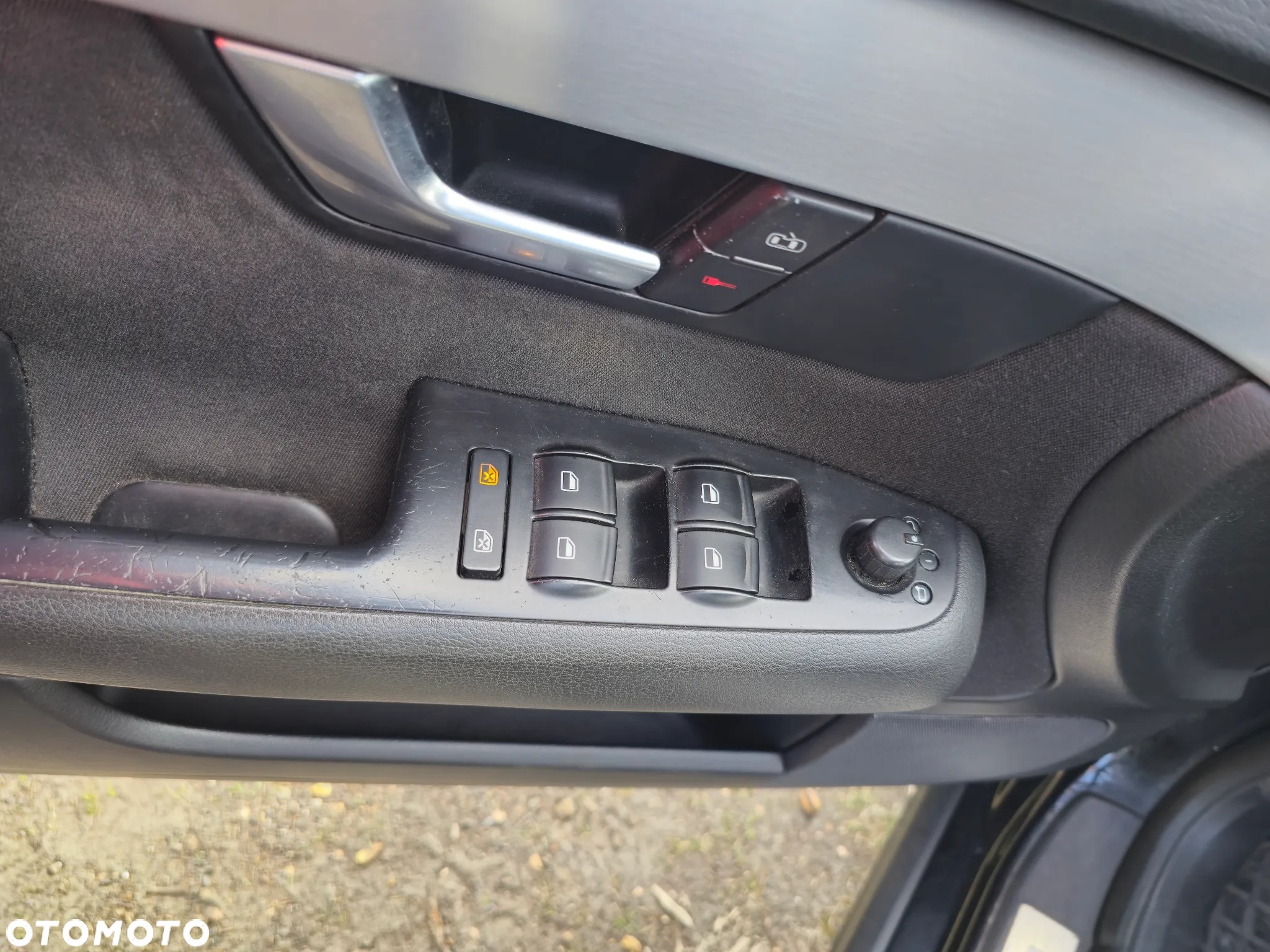 Audi A4 Avant 2.0 TDI - 10