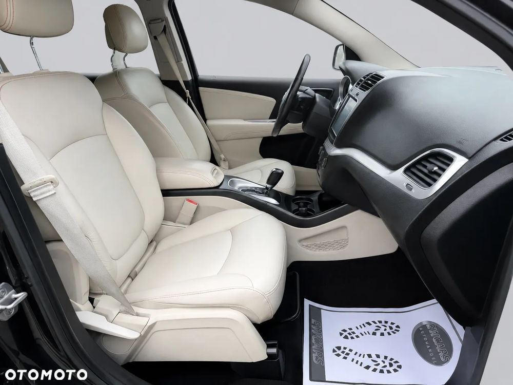 Fiat Freemont 2.0 Multijet 16V DPF Automatik Allrad Lounge - 20