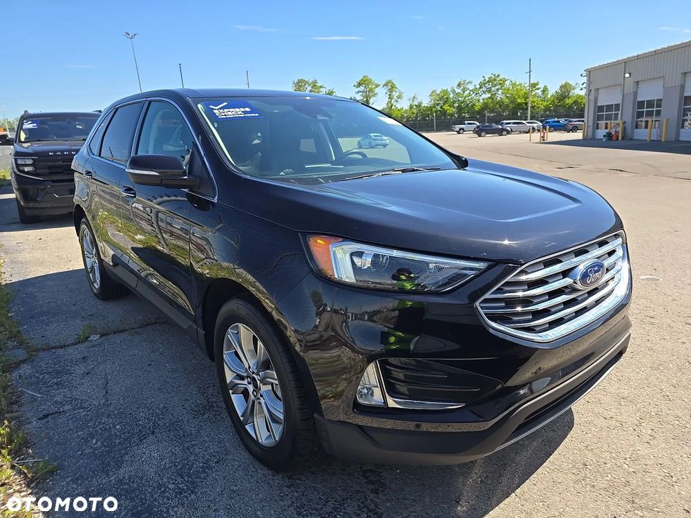 Ford Edge - 2