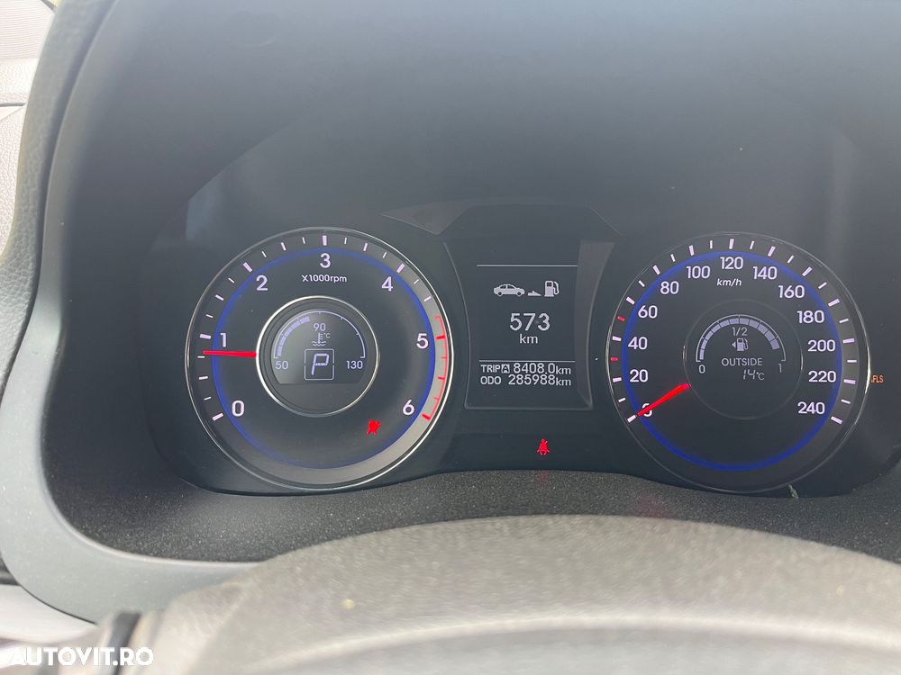 Hyundai i40 i40cw 1.7 CRDi Automatik Premium - 4