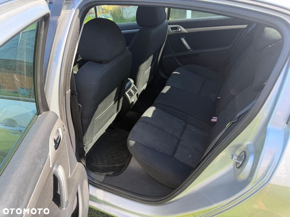 Peugeot 407 - 9