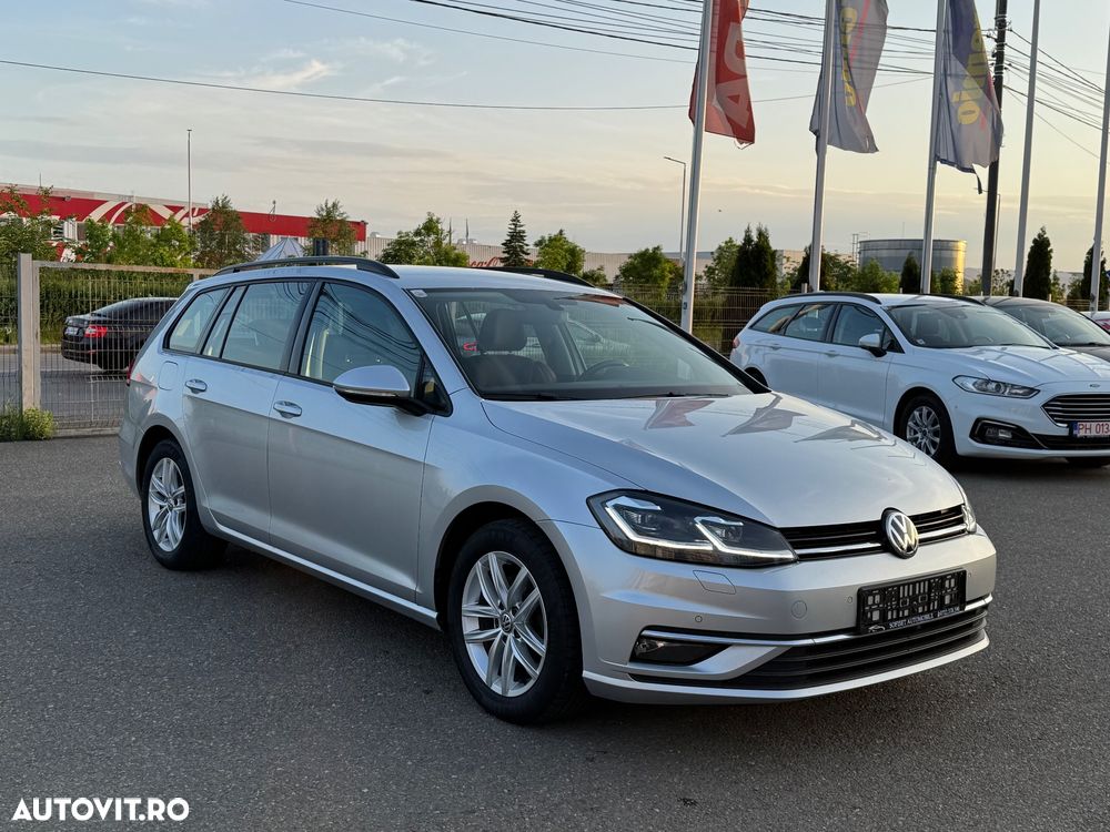 Volkswagen Golf 2.0 TDI SCR DSG Comfortline - 16