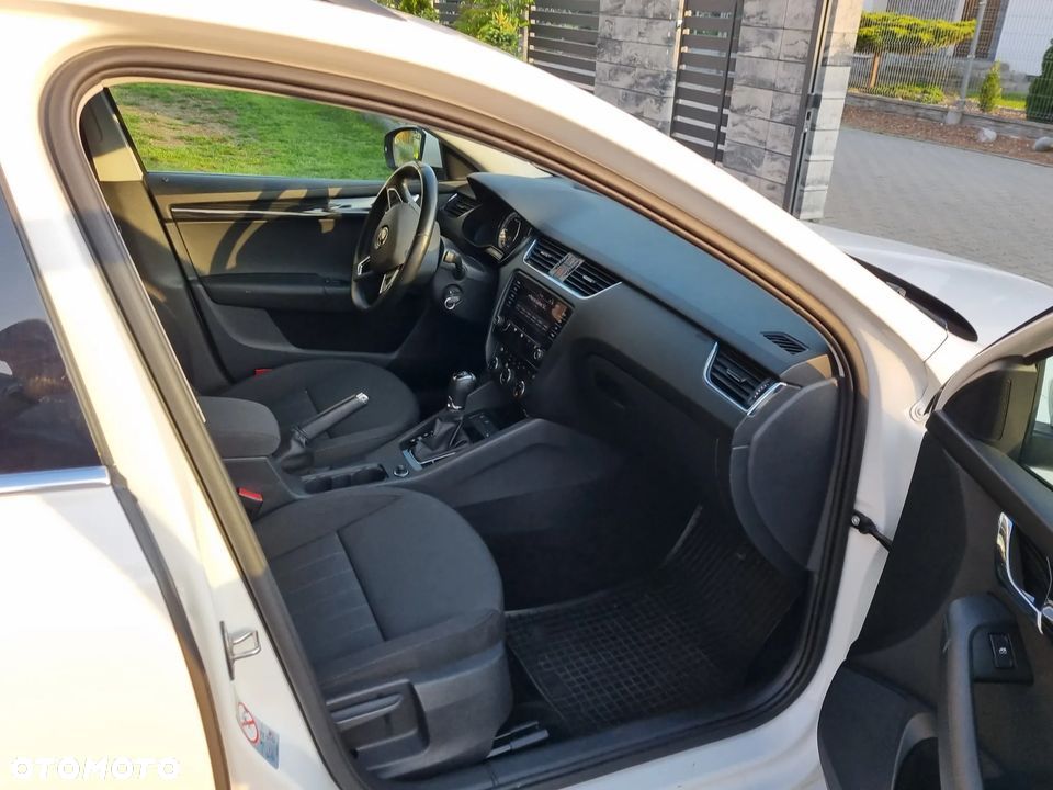 Skoda Octavia 2.0 TDI SCR Style DSG - 13