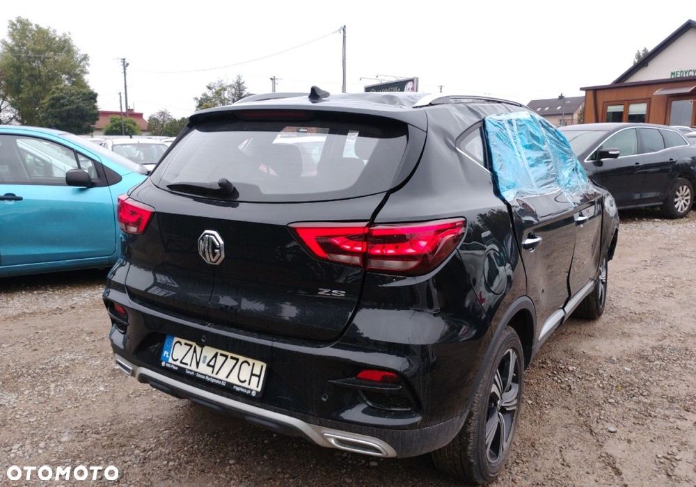 MG ZS - 4