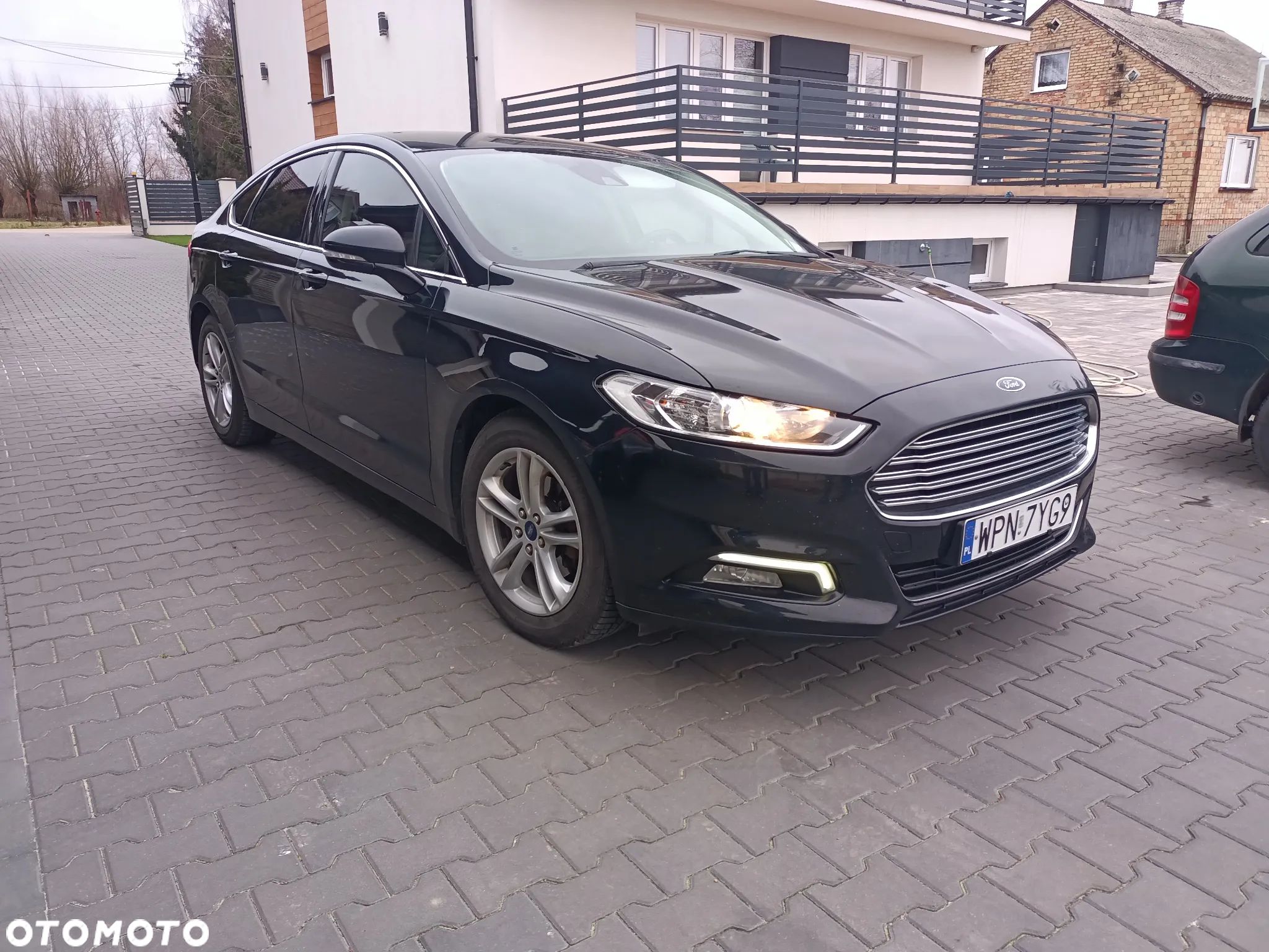Ford Mondeo - 1