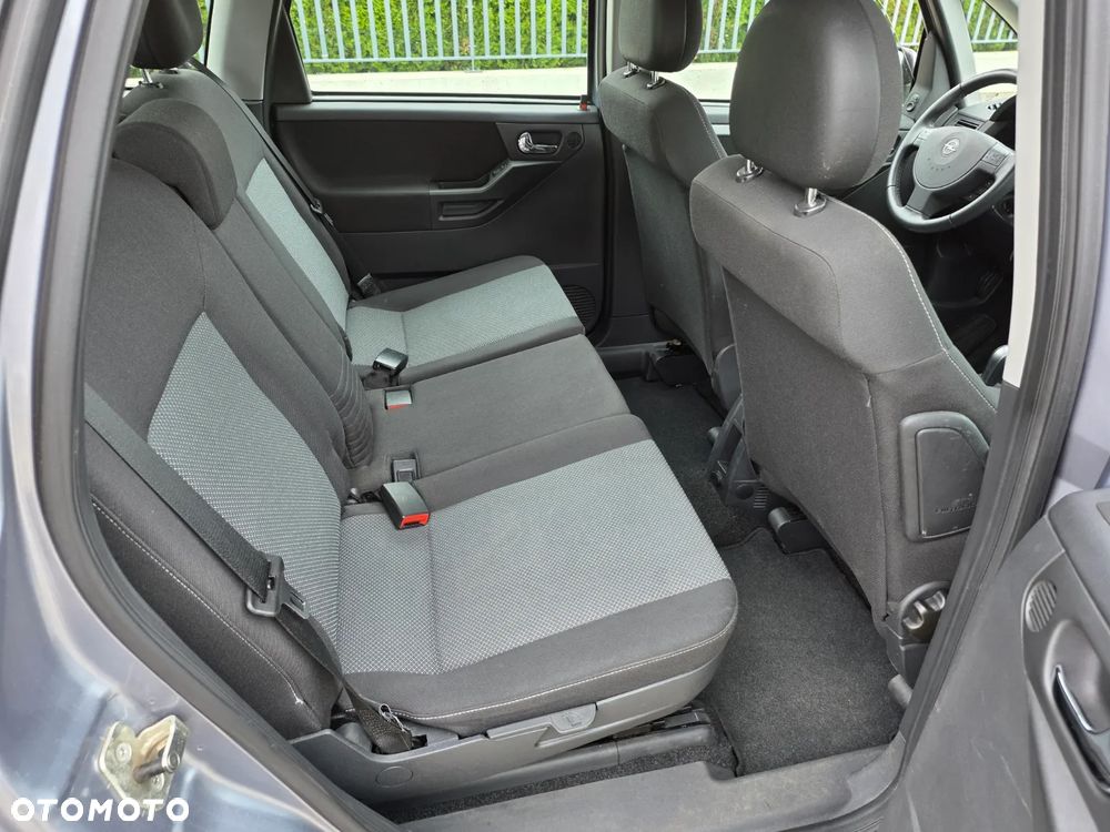 Opel Meriva 1.6 Cosmo MTA - 17