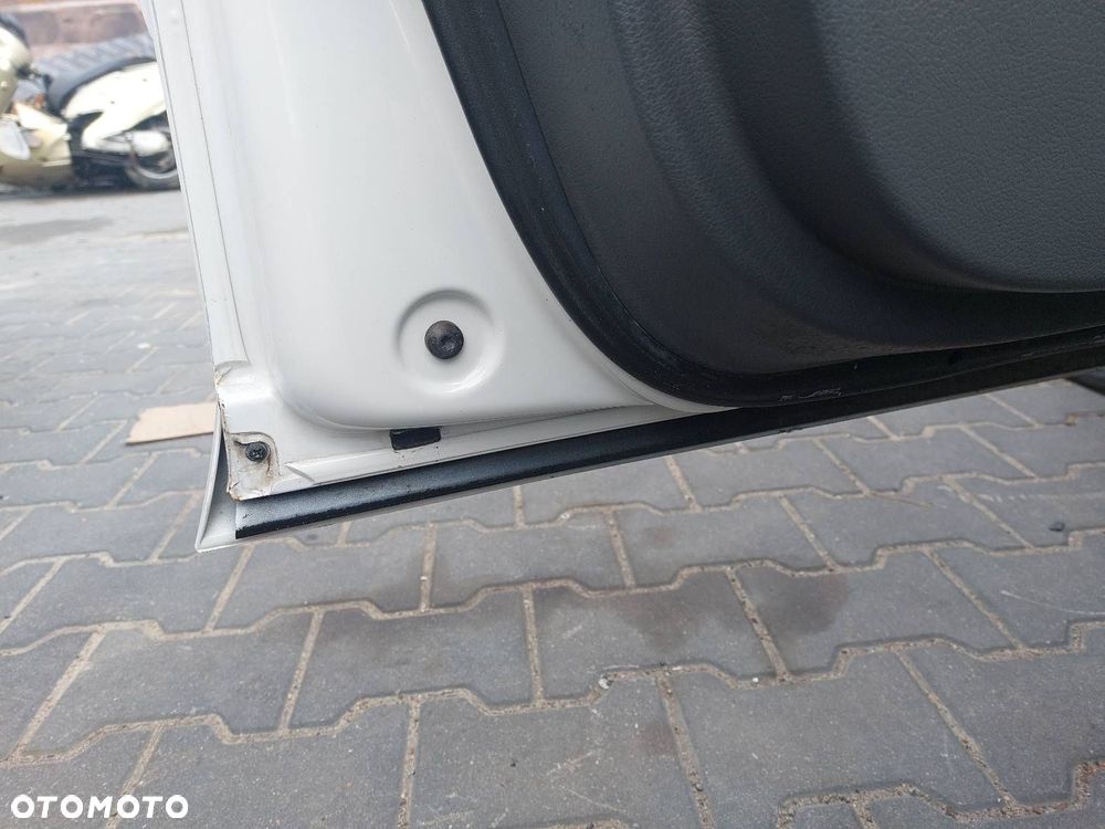 DRZWI KOMPLETNE LEWY PRZÓD SEAT EXEO I FL LB9A - 3