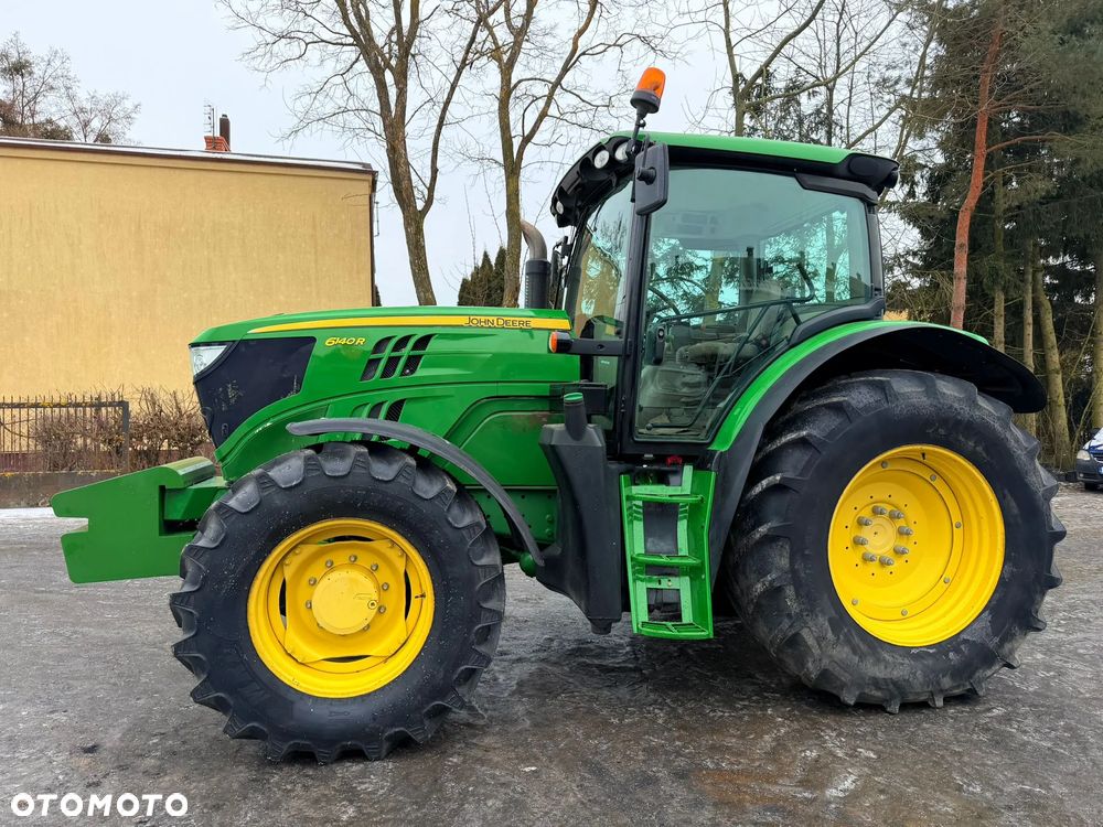 John Deere 6140R - 4