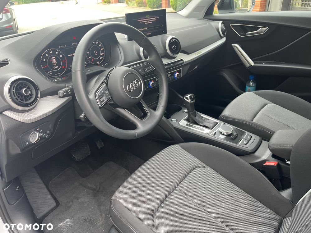 Audi Q2 35 TFSI Advanced S tronic - 10