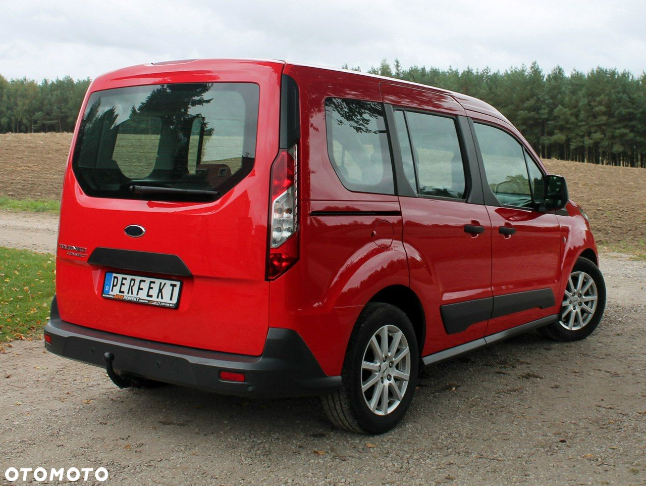 Ford Tourneo Connect - 4