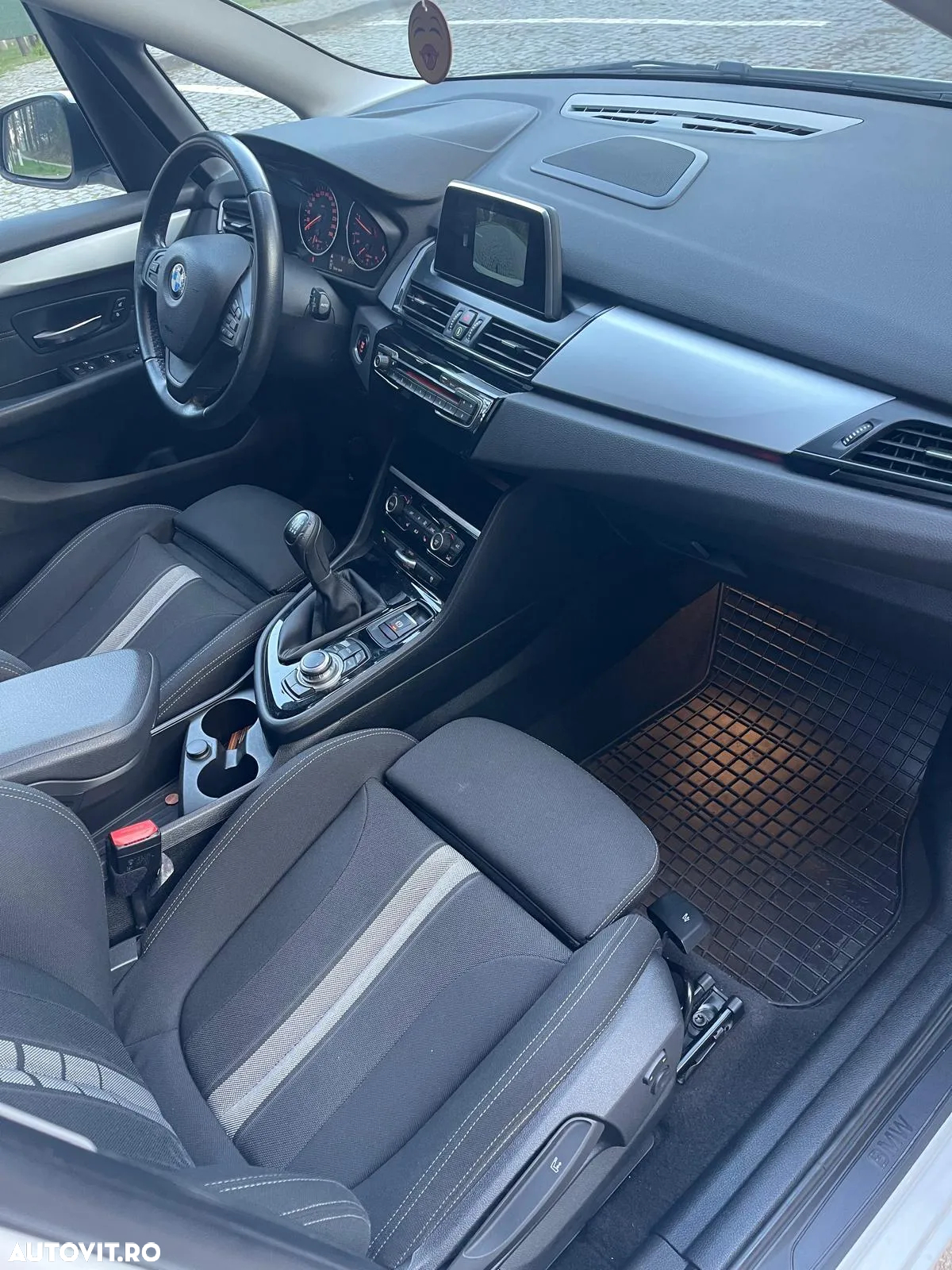 BMW Seria 2 218d Active Tourer - 7