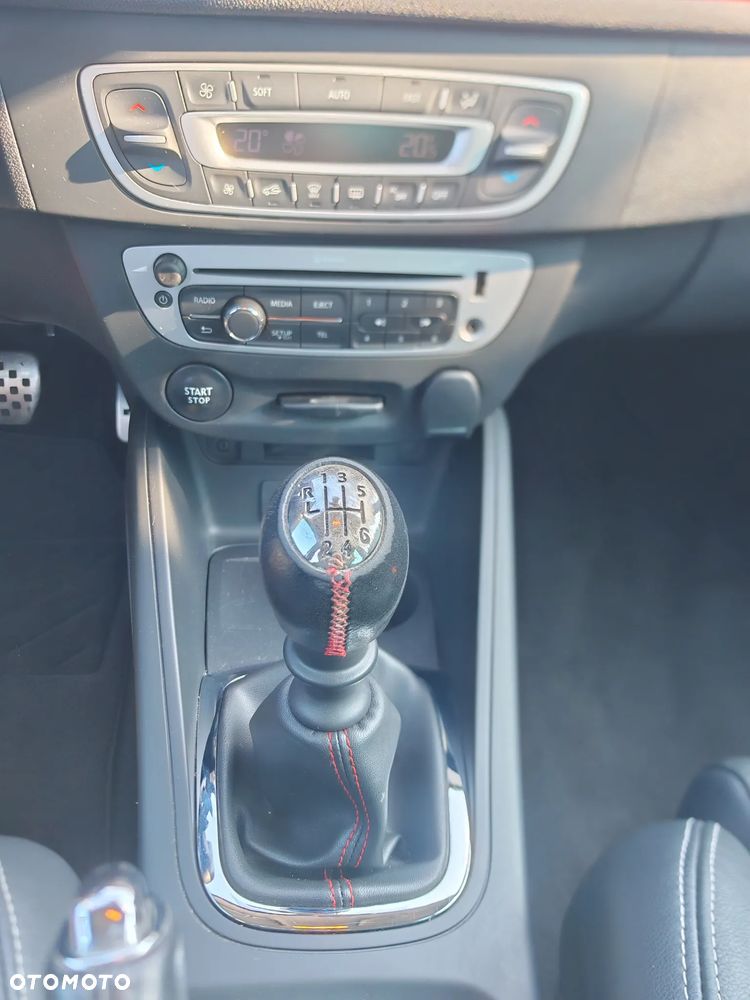 Renault Megane TCe 220 Start & Stop GT 220 - 25