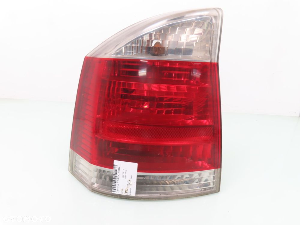 LAMPA LEWA TYLNA OPEL VECTRA C GTS - 1