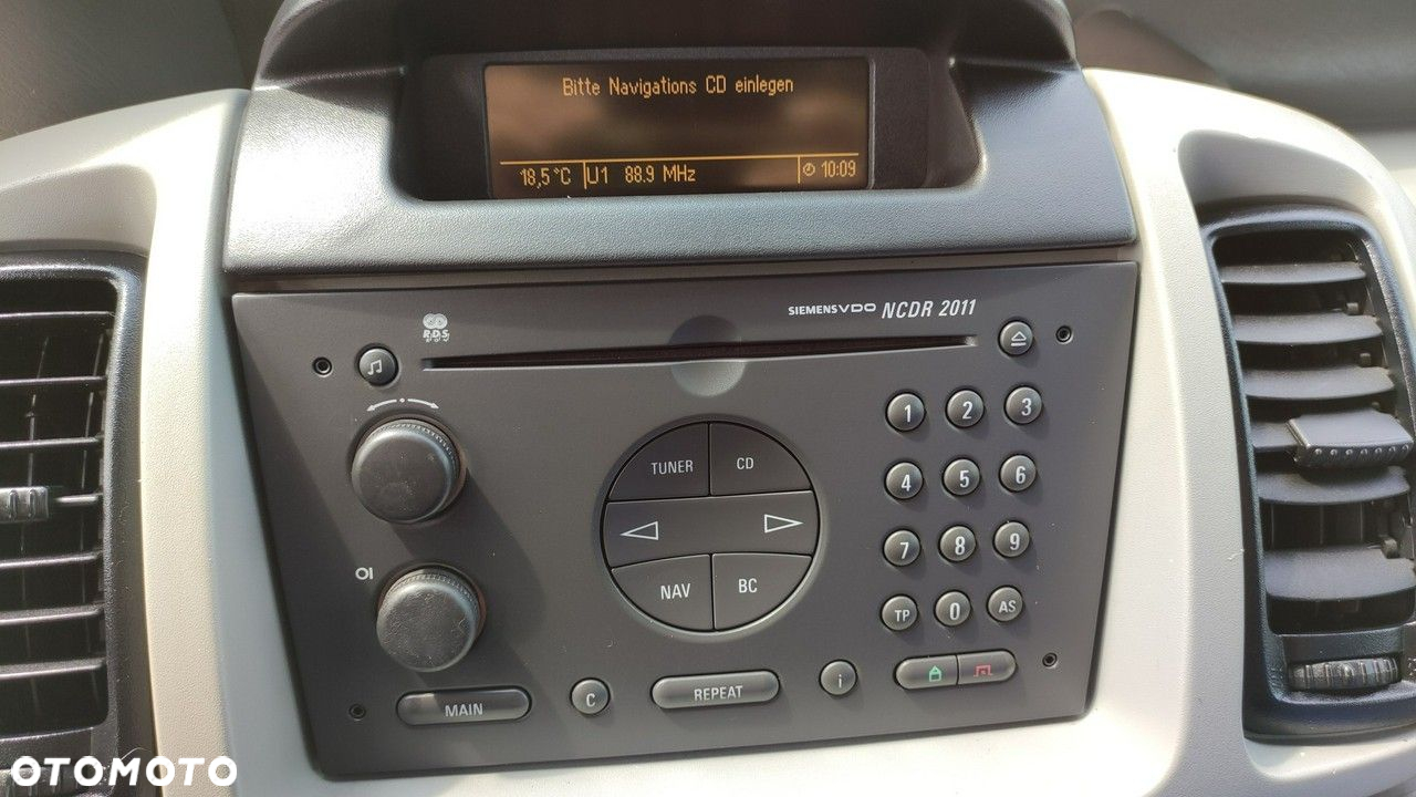 Opel Vivaro - 35