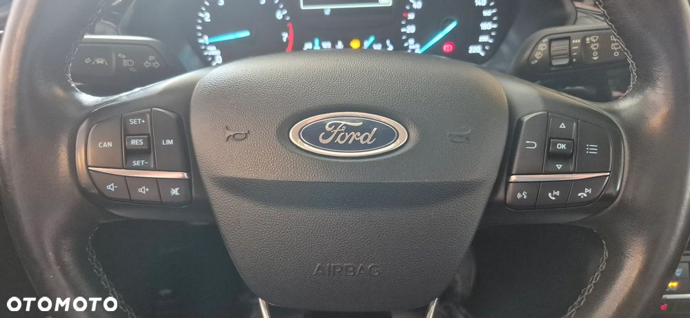 Ford Fiesta 1.1 S&S ST-LINE - 28