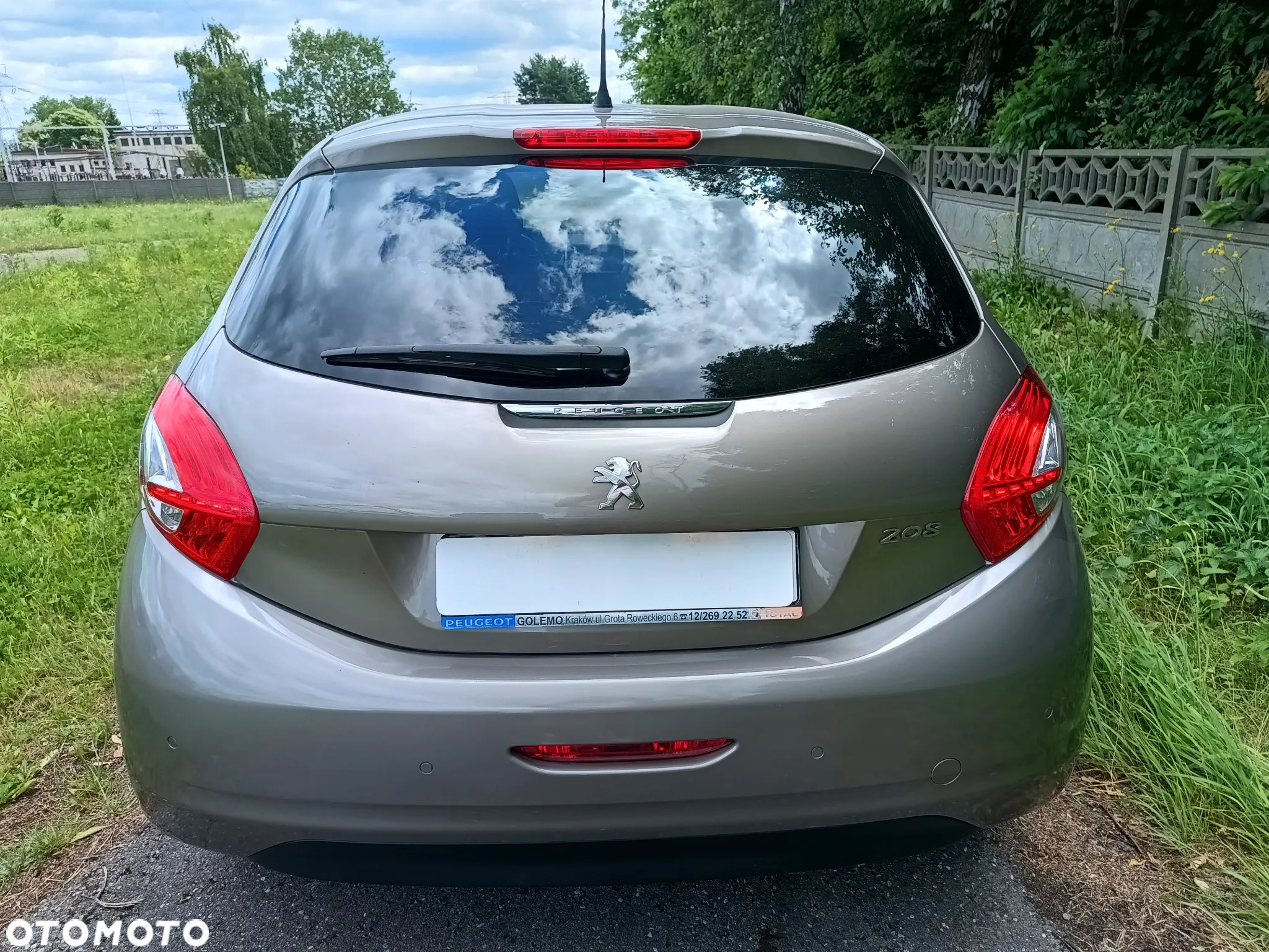Peugeot 208 1.2 PureTech Active - 4