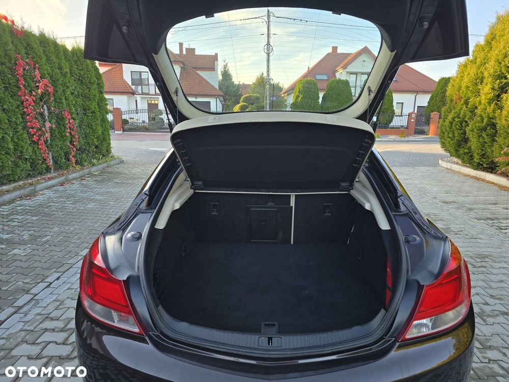 Opel Insignia 2.0 CDTI Sport - 32