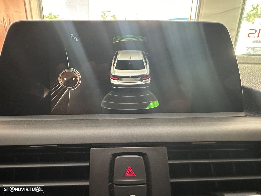 BMW 225 d Coupe Pack M Auto - 14