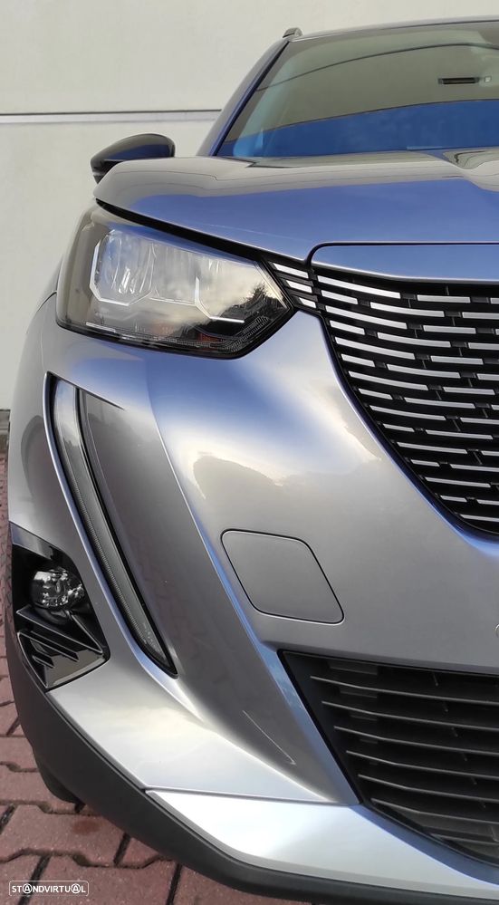Peugeot e-2008 Allure - 15