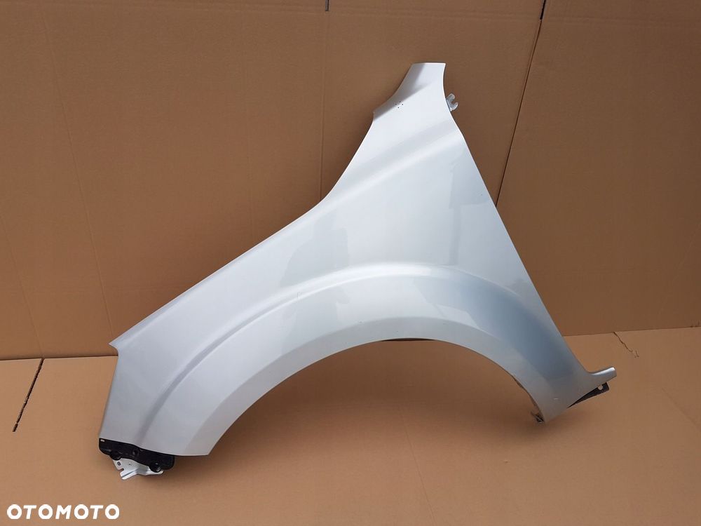 BŁOTNIK PRZÓD LEWY NISSAN NAVARA IV 16- DEMONTAŻ