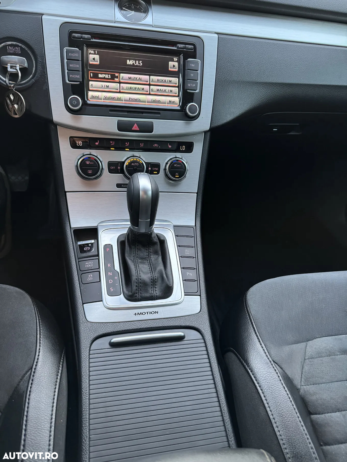 Volkswagen Passat - 4