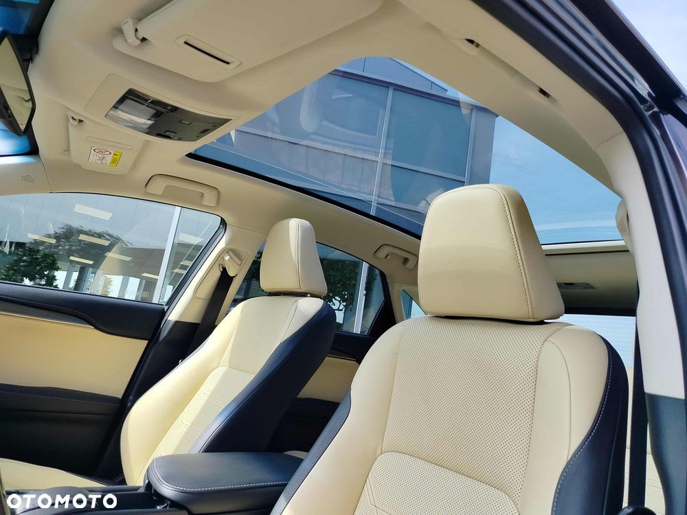 Lexus NX 300h Comfort AWD - 8