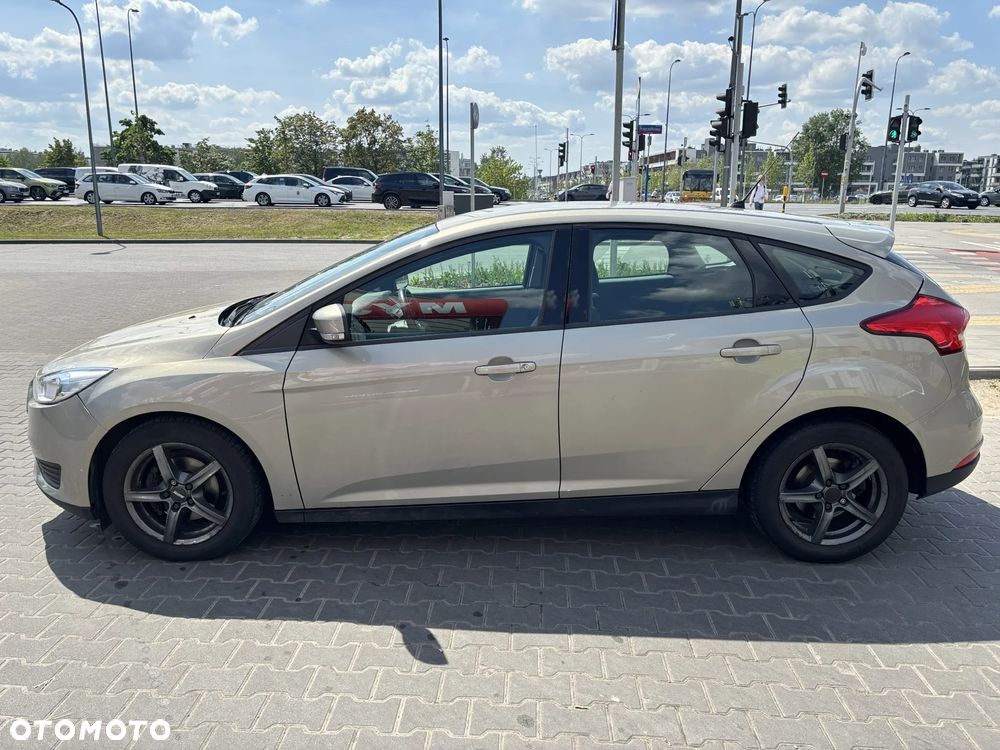 Ford Focus 1.6 Trend - 5