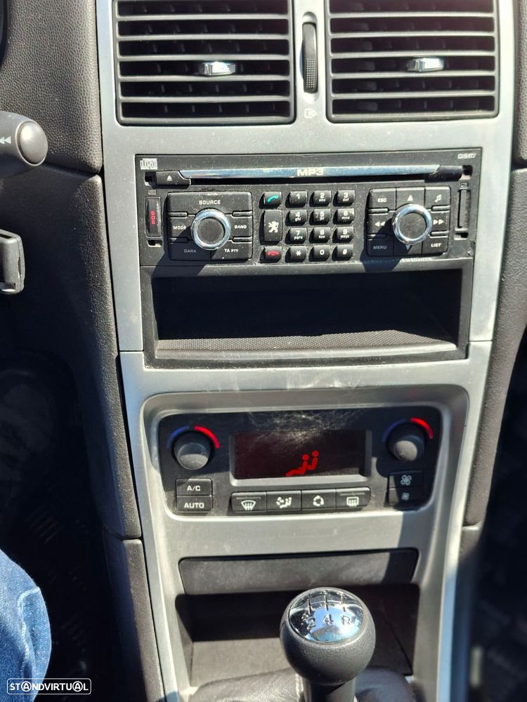 Peugeot 307 SW 1.6 HDi FAP SE Navteq - 19
