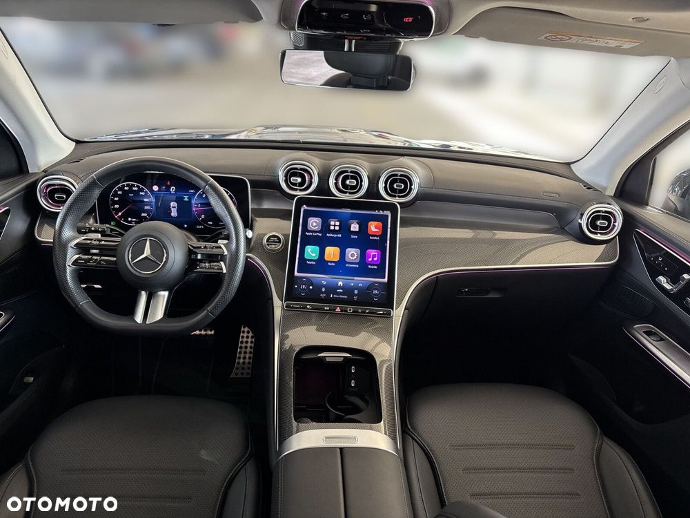 Mercedes-Benz GLC - 14