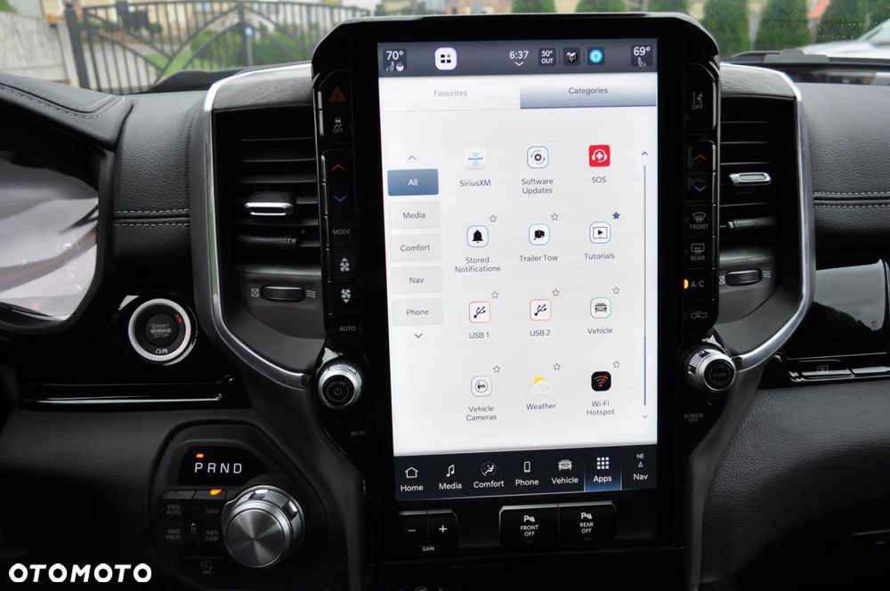 RAM 1500 Laramie Night Premium - 27