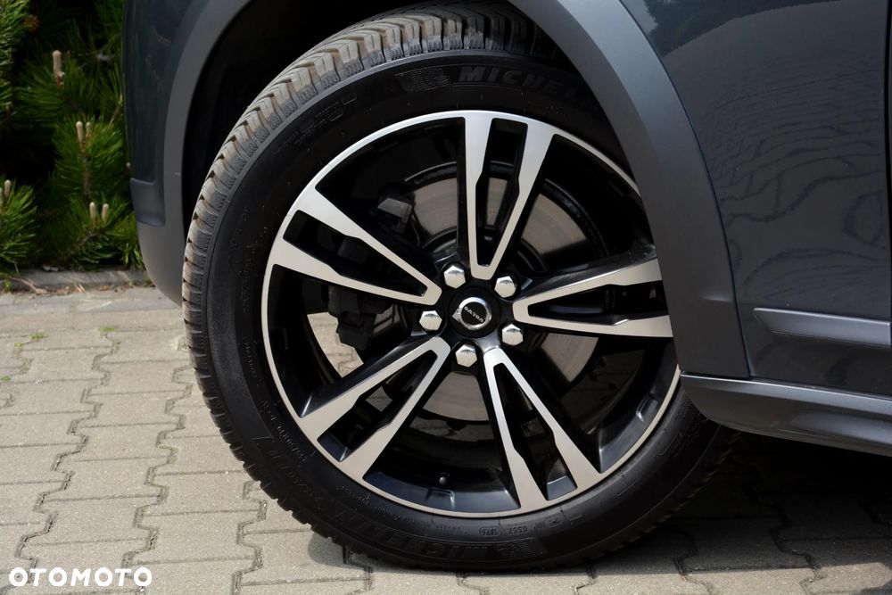 Volvo V90 Cross Country D4 AWD Geartronic Pro - 17