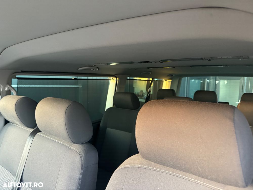 Volkswagen Caravelle - 6