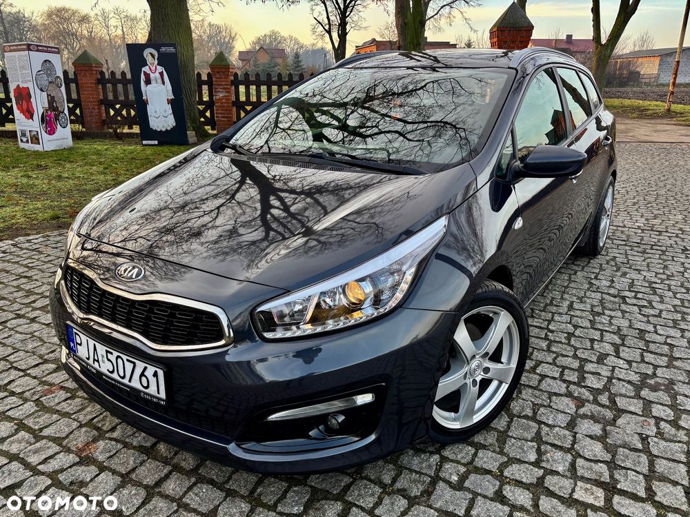 Kia Ceed - 6