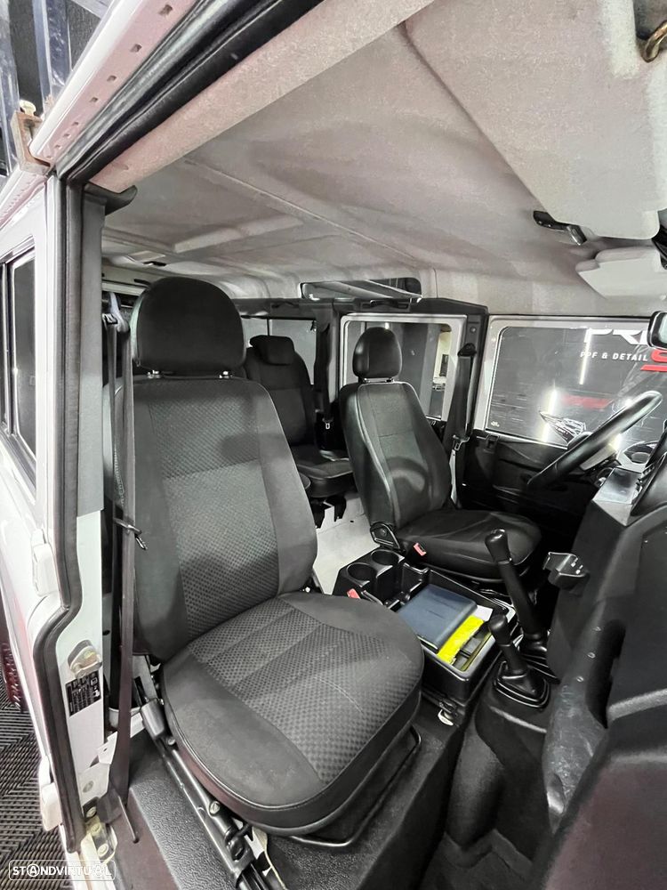 Land Rover Defender 110 DPF SE - 15