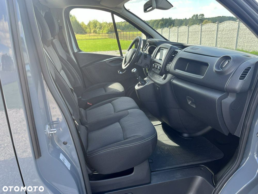 Renault Trafic - 11