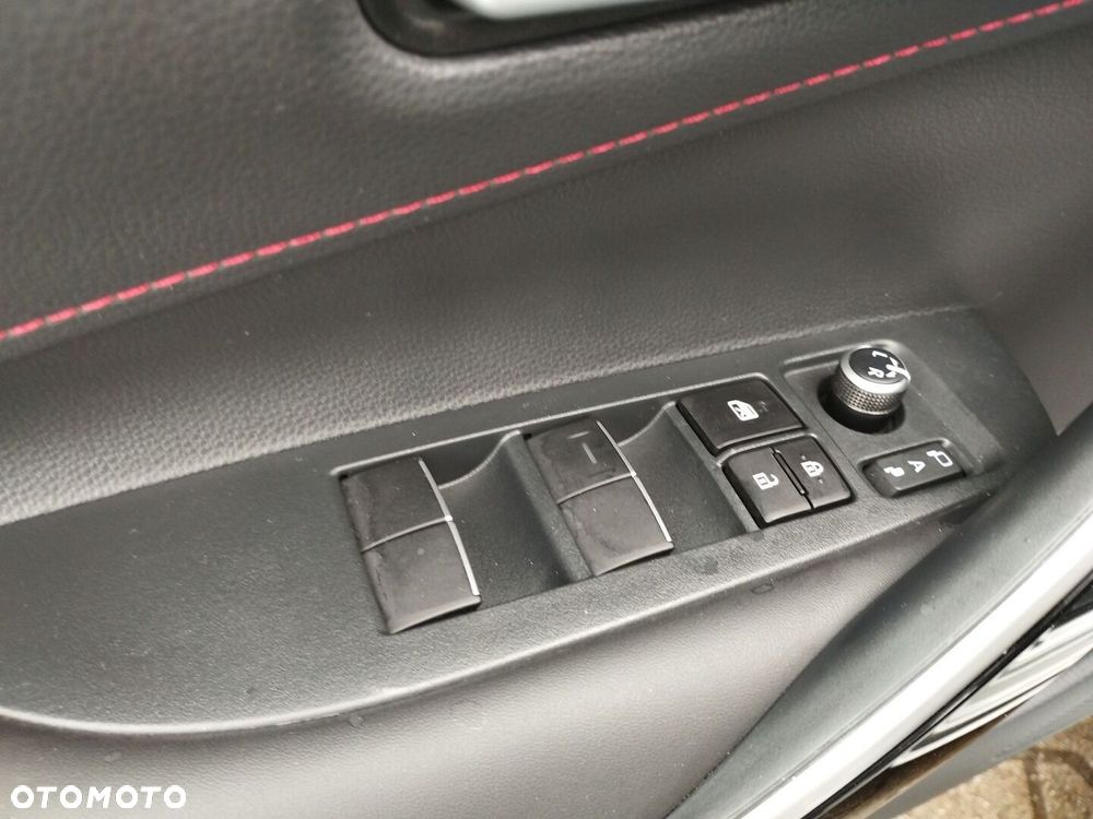 Toyota Corolla 1.8 Hybrid GR Sport Dynamic - 13