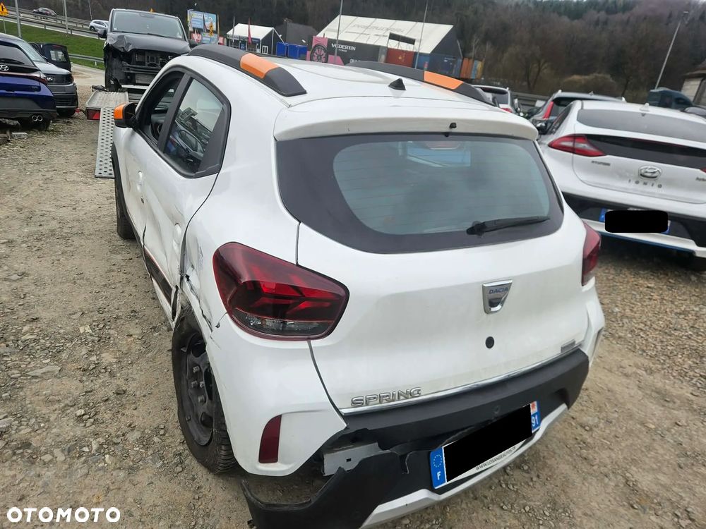Dacia Spring ESSENTIAL - 8