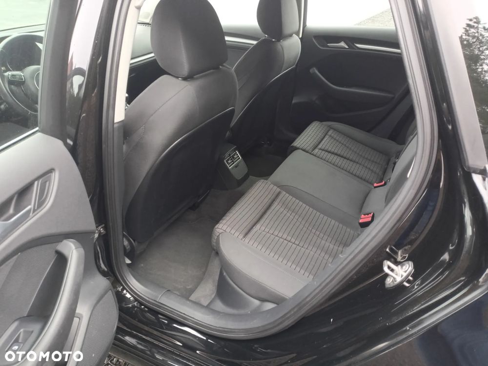 Audi A3 Sportback - 11