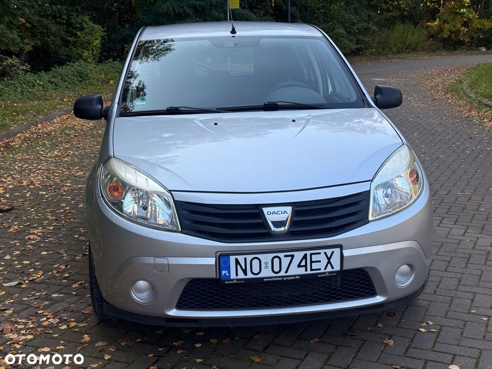 Dacia Sandero - 1