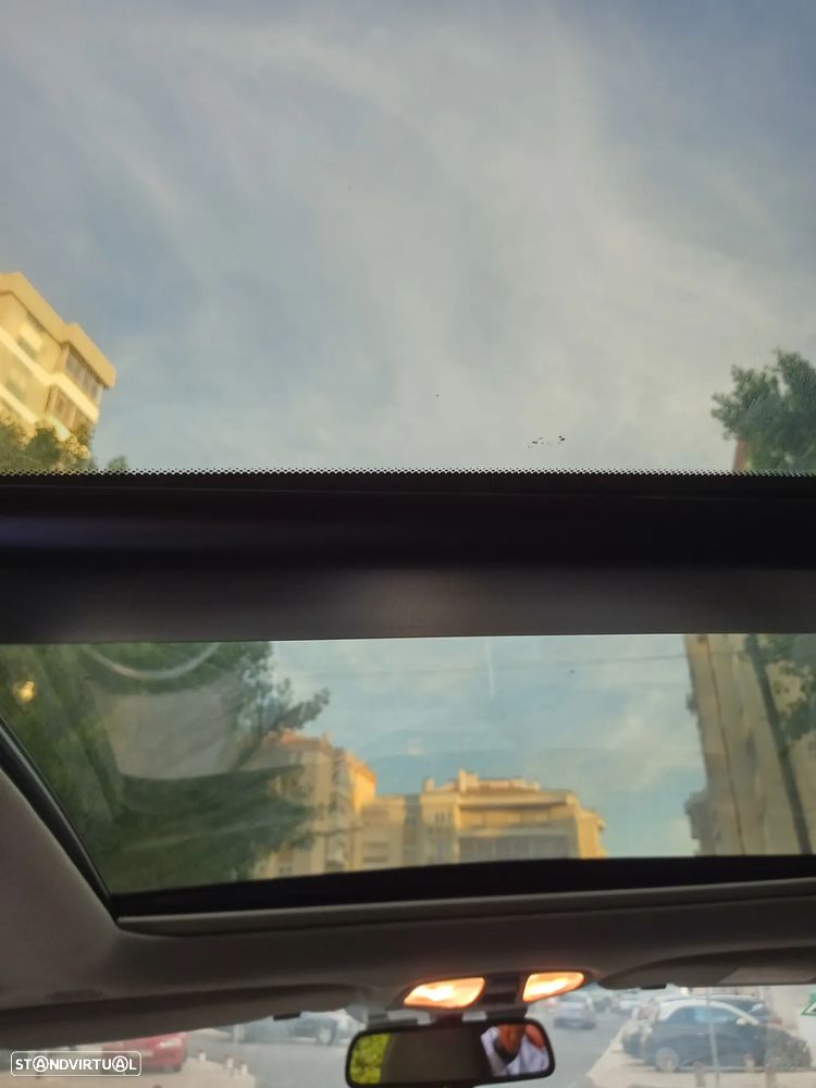 Hyundai i40 SW 1.7 CRDi Blue Comfort DCT - 32