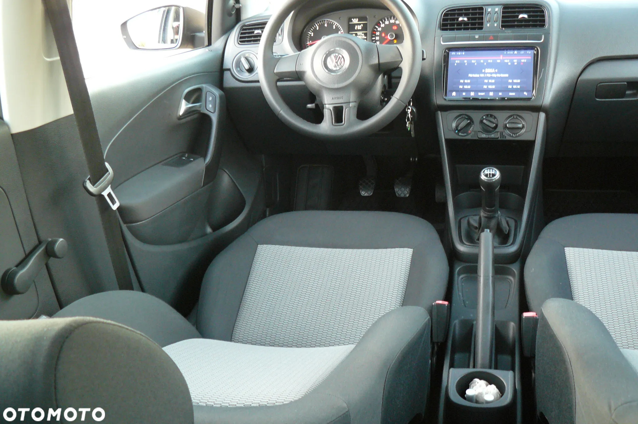 Volkswagen Polo - 16